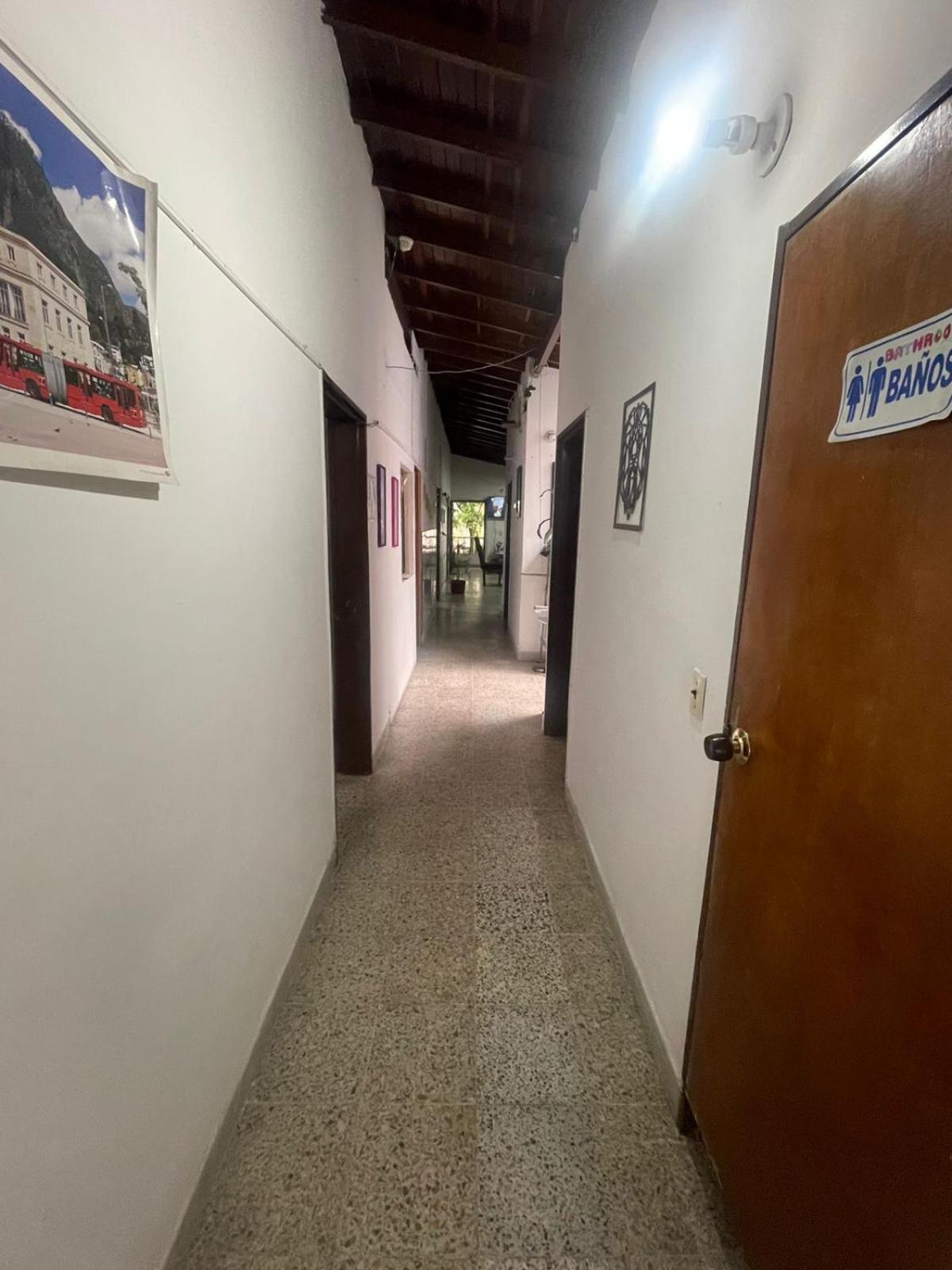 Medellin City Hostel Buitenkant foto