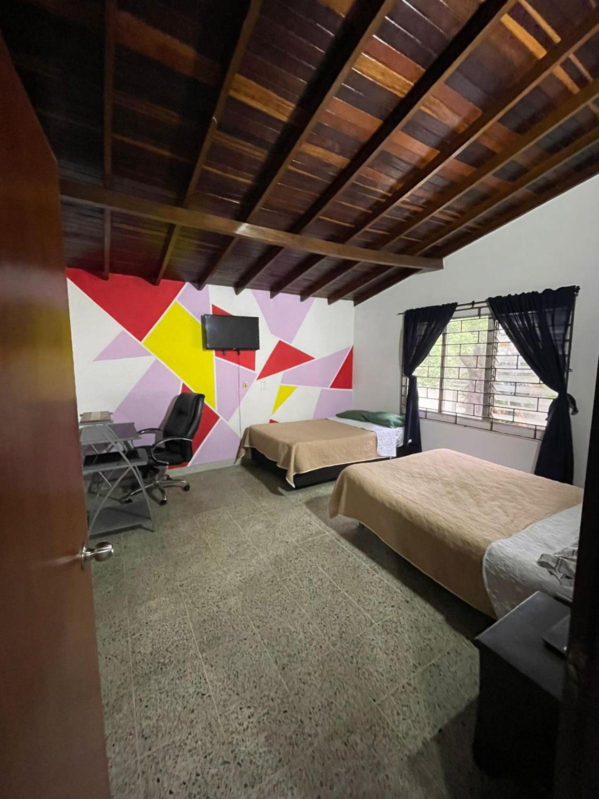 Medellin City Hostel Buitenkant foto
