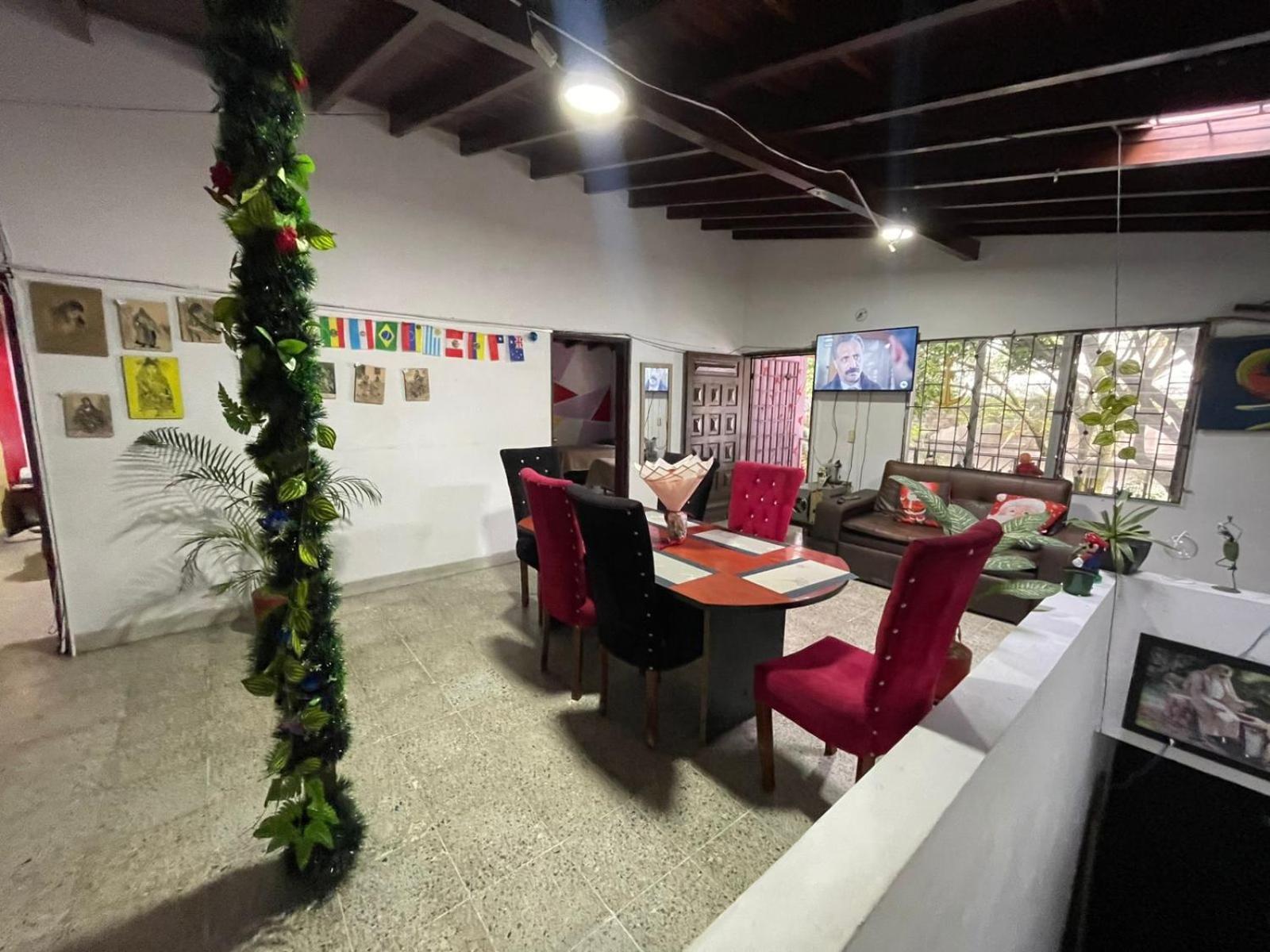 Medellin City Hostel Buitenkant foto